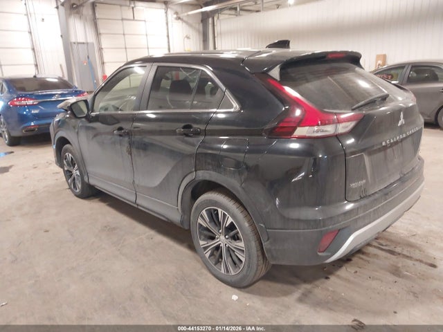 2022 MITSUBISHI ECLIPSE CROSS JA4ATWAA8NZ057484 Photo 2