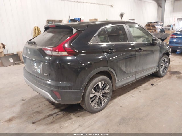 2022 MITSUBISHI ECLIPSE CROSS JA4ATWAA8NZ057484 Photo 3