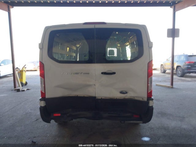 1FTBR1Y82RKB12105 Ford Transit-250