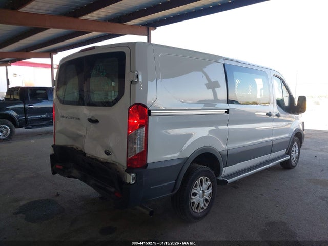 1FTBR1Y82RKB12105 Ford Transit-250
