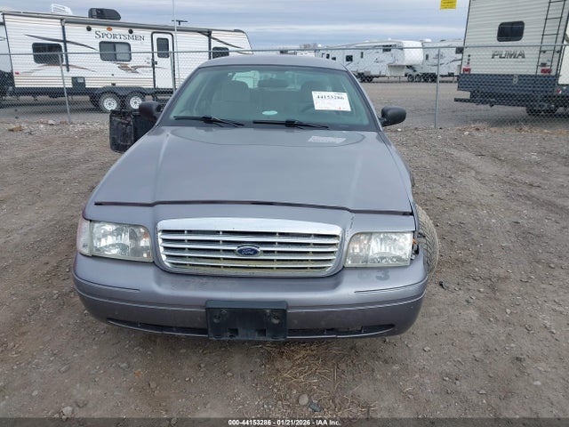 Продажа на аукционе авто 2006 Ford Crown Victoria Police/police Interceptor, vin: 2FAHP71W26X145728, номер лота: 44153286