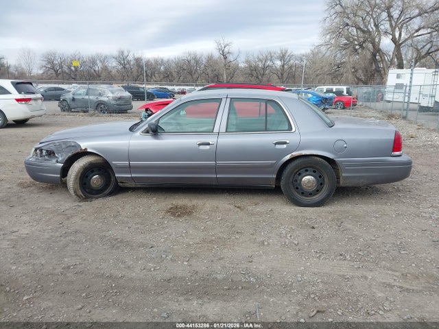 Продажа на аукционе авто 2006 Ford Crown Victoria Police/police Interceptor, vin: 2FAHP71W26X145728, номер лота: 44153286