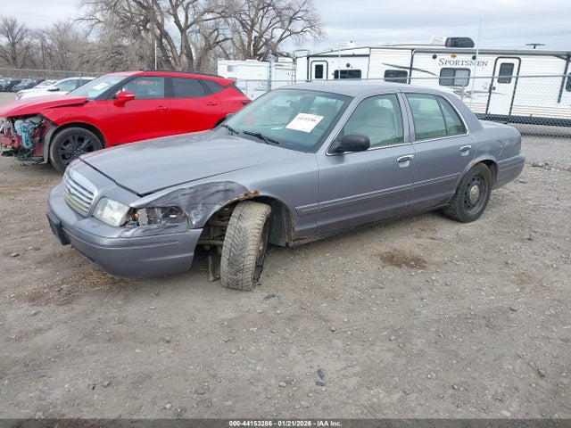 Продажа на аукционе авто 2006 Ford Crown Victoria Police/police Interceptor, vin: 2FAHP71W26X145728, номер лота: 44153286