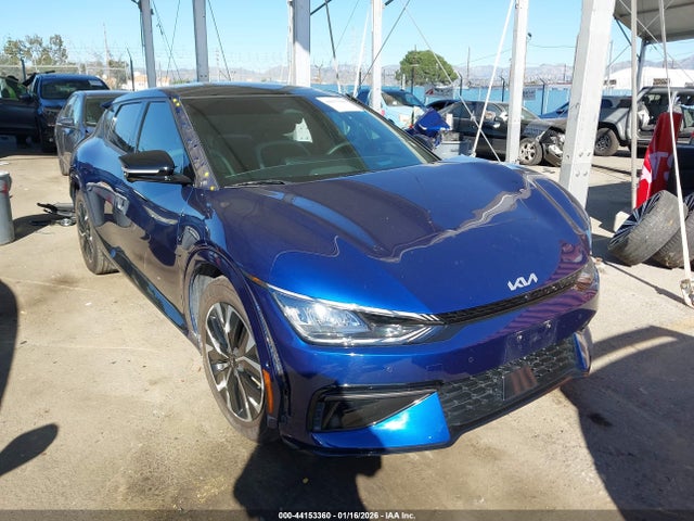 2022 KIA EV6 KNDC44LA2N5062832