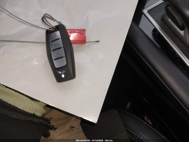 2022 MITSUBISHI OUTLANDER JA4J3UA80NZ084082 Photo 10