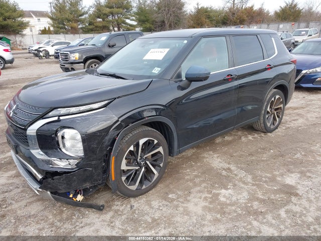 2022 MITSUBISHI OUTLANDER JA4J3UA80NZ084082 Photo 1