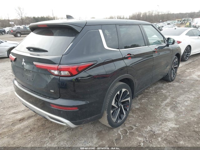 2022 MITSUBISHI OUTLANDER JA4J3UA80NZ084082 Photo 3