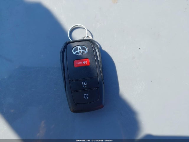 JTDACAAU2R3046041 Toyota Prius Le