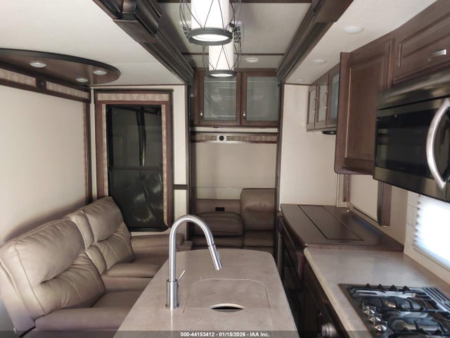 573FS3622K9902414 Gran Solitude 5th Wheel