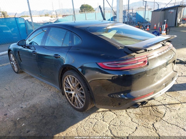 WP0AA2A78JL115874 Porsche PANAMERA 4