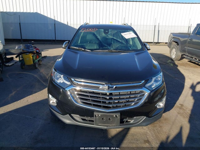 2GNAXMEV0J6146944 Chevrolet Equinox Premier