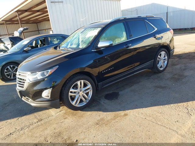 2GNAXMEV0J6146944 Chevrolet Equinox Premier