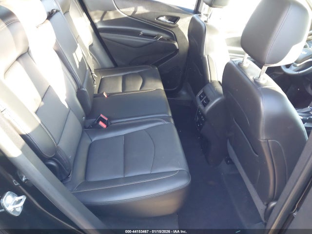 2GNAXMEV0J6146944 Chevrolet Equinox Premier
