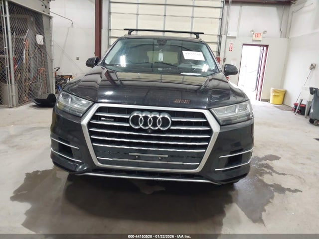WA1LAAF74HD028810 Audi Q7 3.0t Premium