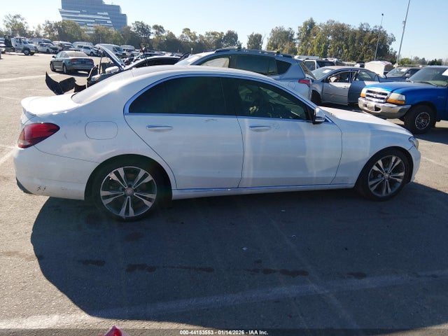 Mercedes-Benz C 300 2016 55SWF4JB4GU102587 Image 14