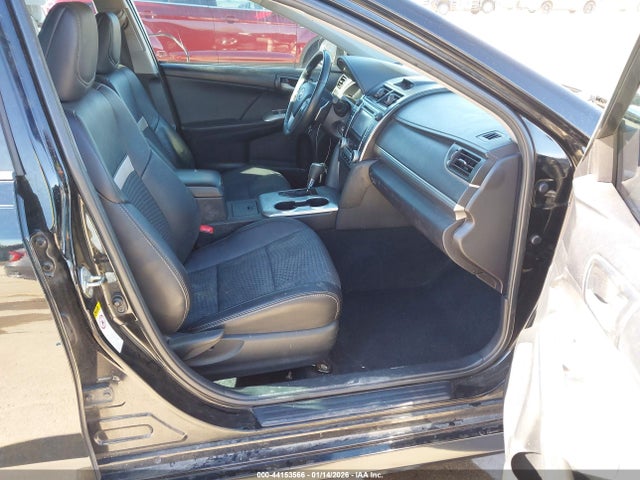 4T1BF1FKXEU340077 Toyota CAMRY SE