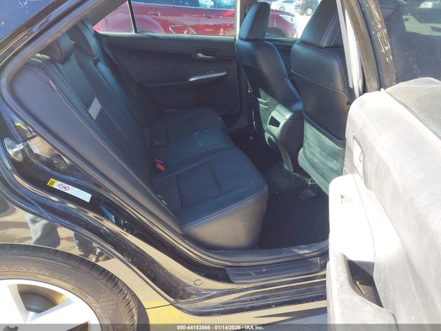 4T1BF1FKXEU340077 Toyota CAMRY SE