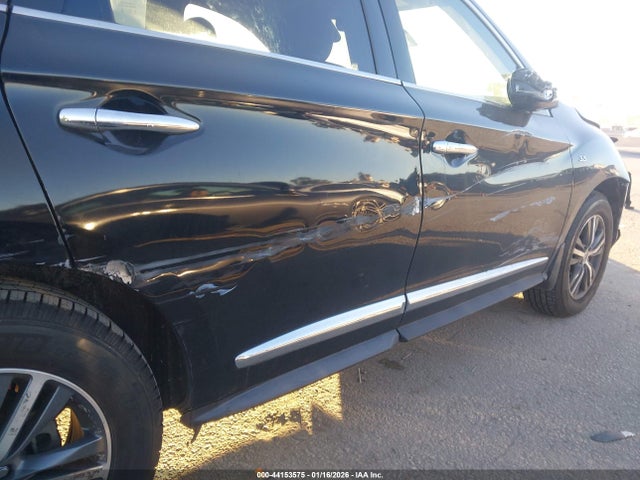 5N1DL0MM5KC528832 Infiniti QX60 LUXE