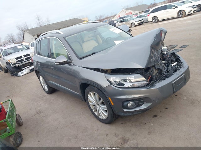 2013 VOLKSWAGEN TIGUAN WVGBV7AXXDW015277
