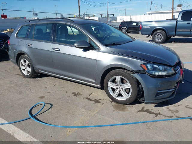 2018 VOLKSWAGEN GOLF SPORTWAGEN 3VWD17AU6JM761751