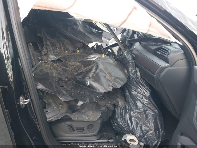 2024 AUDI Q3 WA1EECF30R1050022 Photo 4