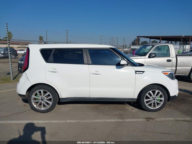 KIA SOUL + 2019 KNDJP3A54K7697257 Image 13