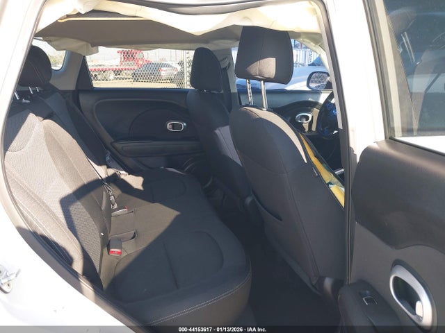 KIA SOUL + 2019 KNDJP3A54K7697257 Image 8