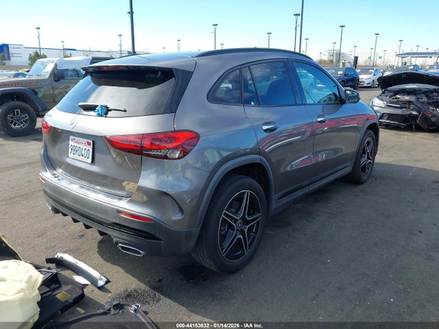 W1N4N4GB0NJ392778 Mercedes-Benz GLA 250