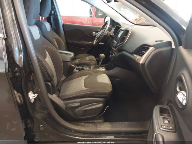 44153644 :رقم المزاد ، 1C4PJLCS1EW103586 vin ، 2014 Jeep Cherokee Latitude مزاد بيع
