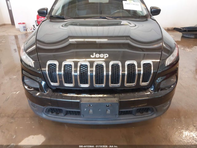 44153644 :رقم المزاد ، 1C4PJLCS1EW103586 vin ، 2014 Jeep Cherokee Latitude مزاد بيع