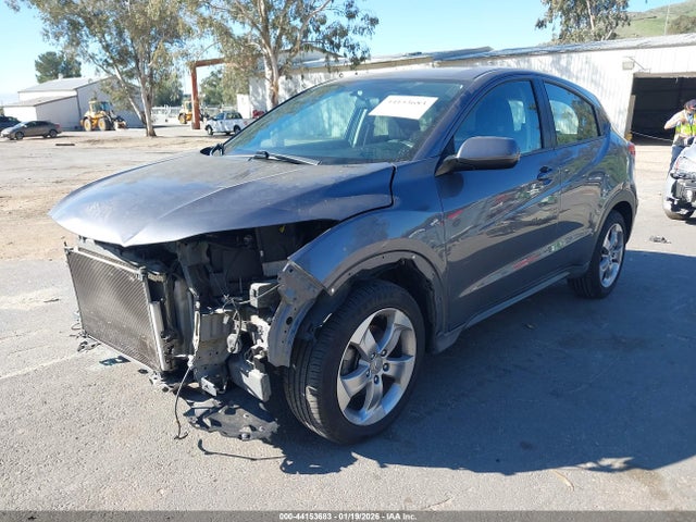 3CZRU5H32JM721050 Honda HR-V LX