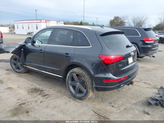 2014 AUDI Q5 WA1VMAFP4EA015200 Photo 2