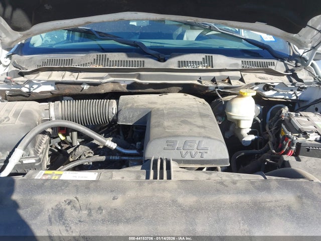 44153706 :رقم المزاد ، 1C6RR6FG3JS127116 vin ، 2018 Ram 1500 Tradesman  4x2 6'4 Box مزاد بيع