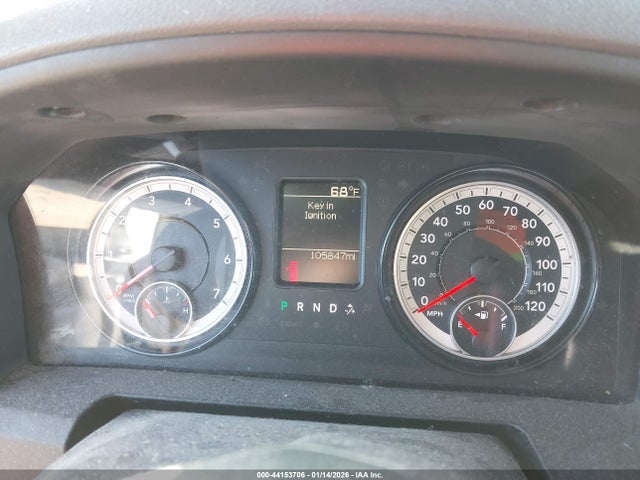 44153706 :رقم المزاد ، 1C6RR6FG3JS127116 vin ، 2018 Ram 1500 Tradesman  4x2 6'4 Box مزاد بيع