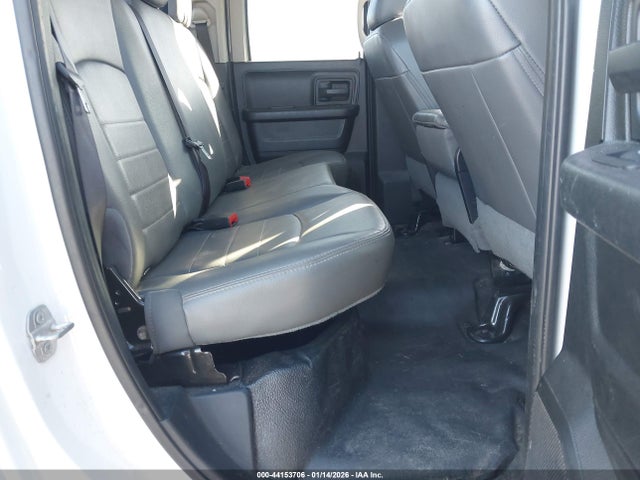 44153706 :رقم المزاد ، 1C6RR6FG3JS127116 vin ، 2018 Ram 1500 Tradesman  4x2 6'4 Box مزاد بيع