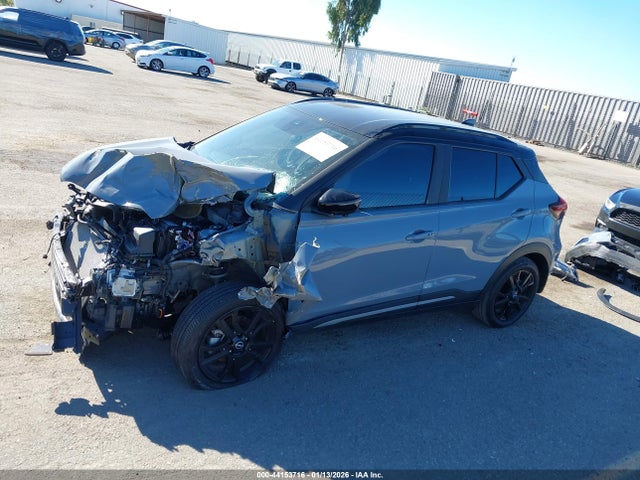 3N1CP5DV6PL523356 Nissan Kicks Sr Xtronic Cvt