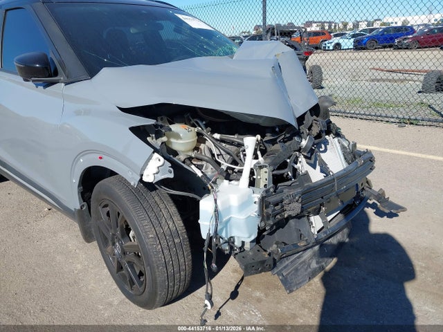 3N1CP5DV6PL523356 Nissan Kicks Sr Xtronic Cvt