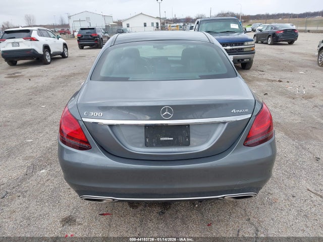 Aukcja sprzedaży 2021 Mercedes-benz C 300 4matic, vin: W1KWF8EBXMR606446, numer aukcji: 44153726