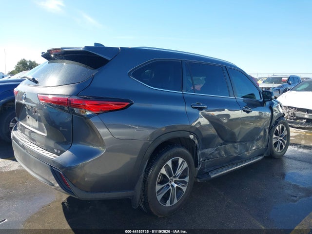 Toyota Highlander Xle 2023 5TDKDRAH5PS516576 Image 4