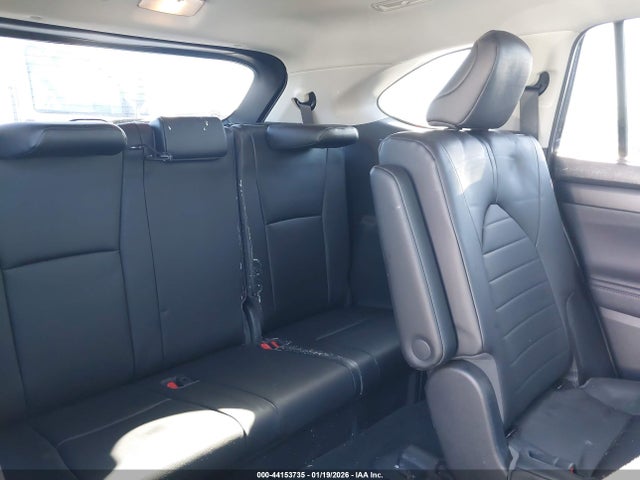 Toyota Highlander Xle 2023 5TDKDRAH5PS516576 Image 8
