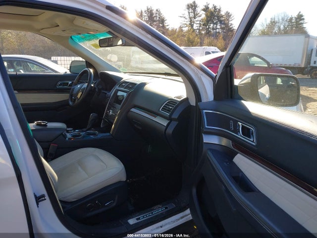 Продаж на аукціоні авто 2017 Ford Explorer Platinum, vin: 1FM5K8HT9HGA52285, номер лоту: 44153803