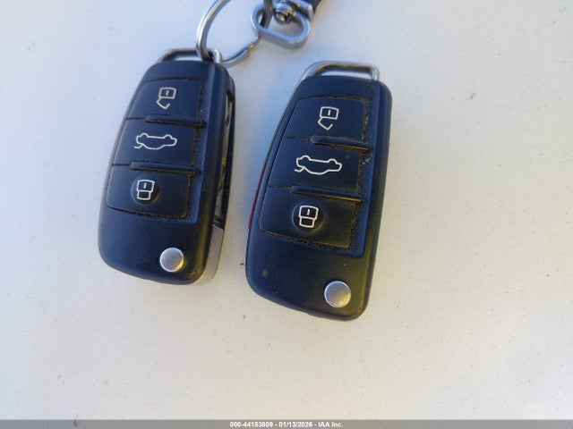 2008 AUDI TT TRUAF38JX81045265 Photo 10