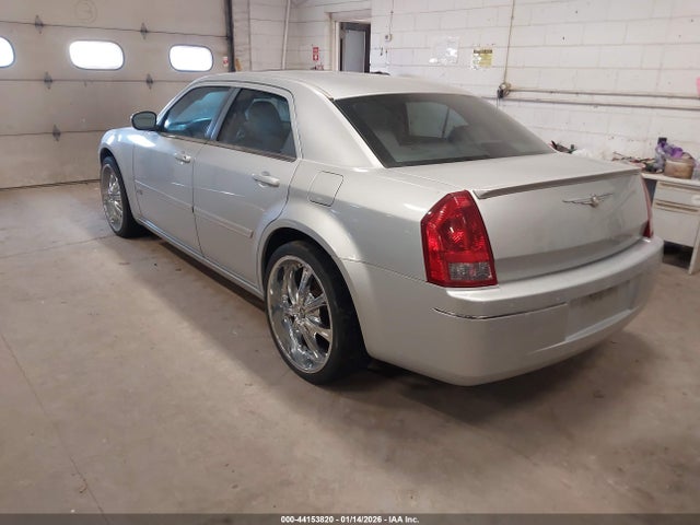 2005 CHRYSLER 300 2C3JA53G25H175218 Photo 2