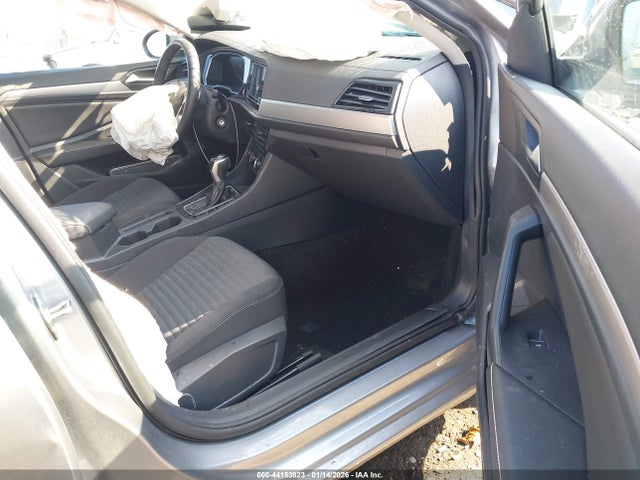 2024 VOLKSWAGEN JETTA 3VW5M7BU0RM088588 Photo 4