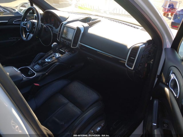 2016 PORSCHE CAYENNE WP1AA2A22GLA08217 Photo 4