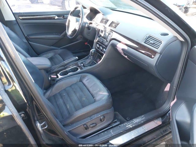 1VWCN7A32EC068755 Volkswagen Passat 2.0l Tdi Sel Premium