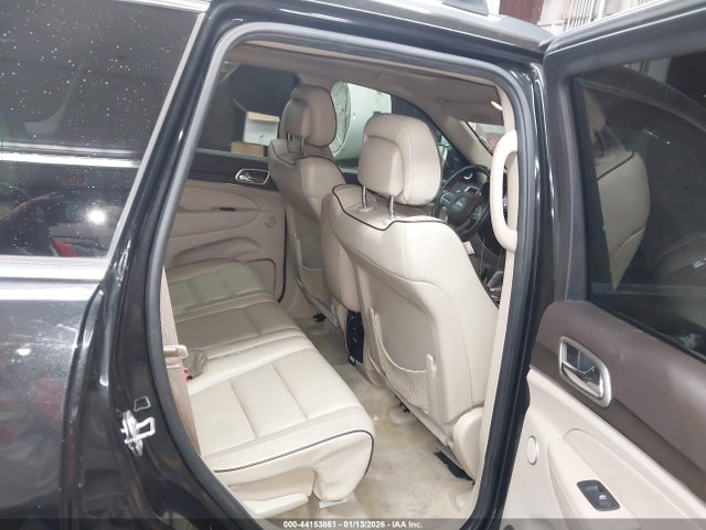 1C4RJFCM8GC395141 Jeep Grand Cherokee Overland