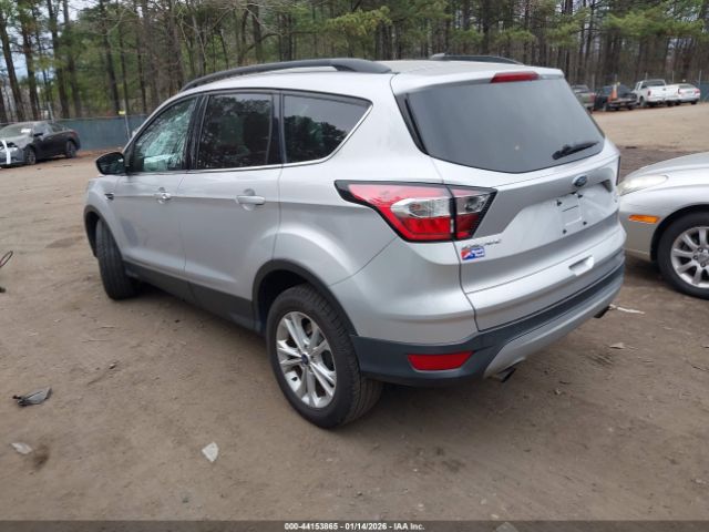 2018 FORD ESCAPE 1FMCU0GD3JUD61237 Photo 2