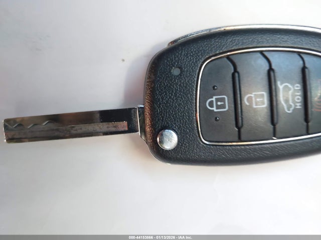 KM8SM4HF6JU258753 Hyundai Santa Fe Se