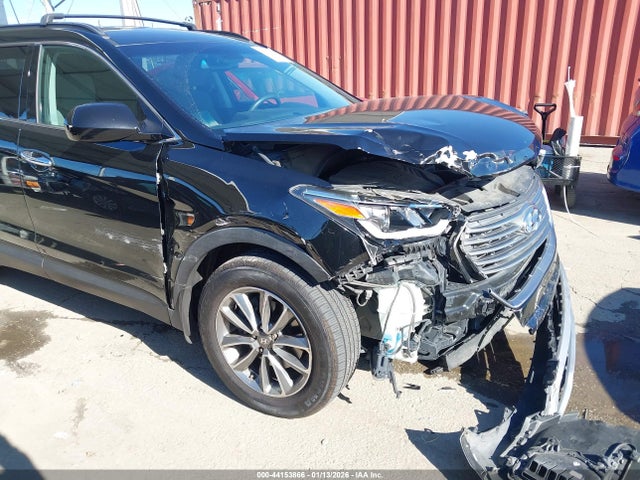 KM8SM4HF6JU258753 Hyundai Santa Fe Se
